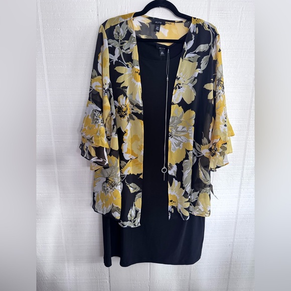 Alyx Dresses & Skirts - Alyx size 18w nwt Black Dress with floral kimono overlay